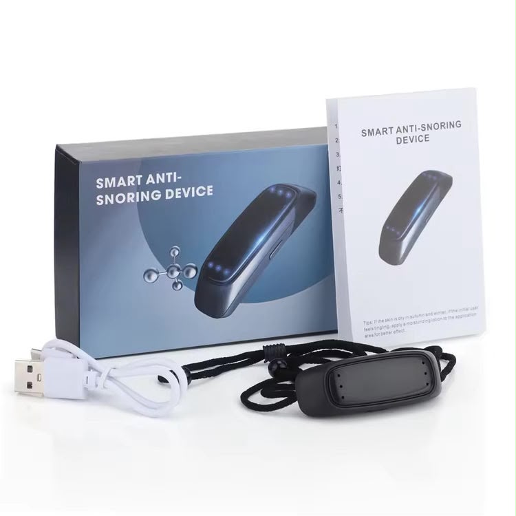 Contenido de la caja: antirronquidos SleepGood con cordón, cable USB de carga y manual